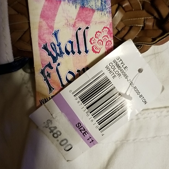 Wallflower distressed jeans - Picture 2 of 2